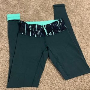 EUC Lululemon wunder under reversible leggings